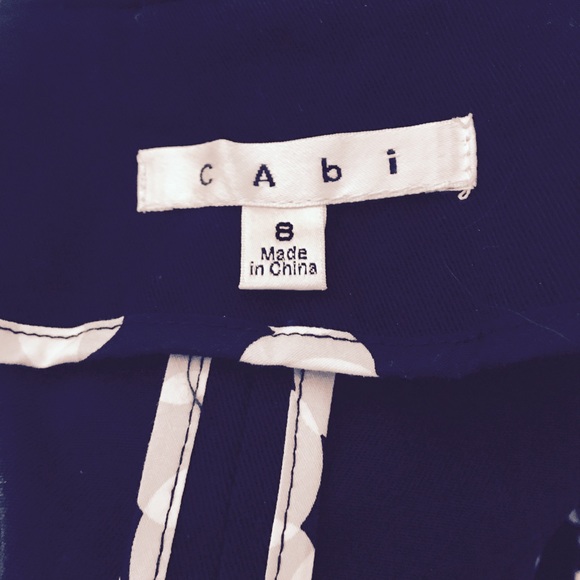 Short Tailored Fit CAbi Jacket - Picture 5 of 5